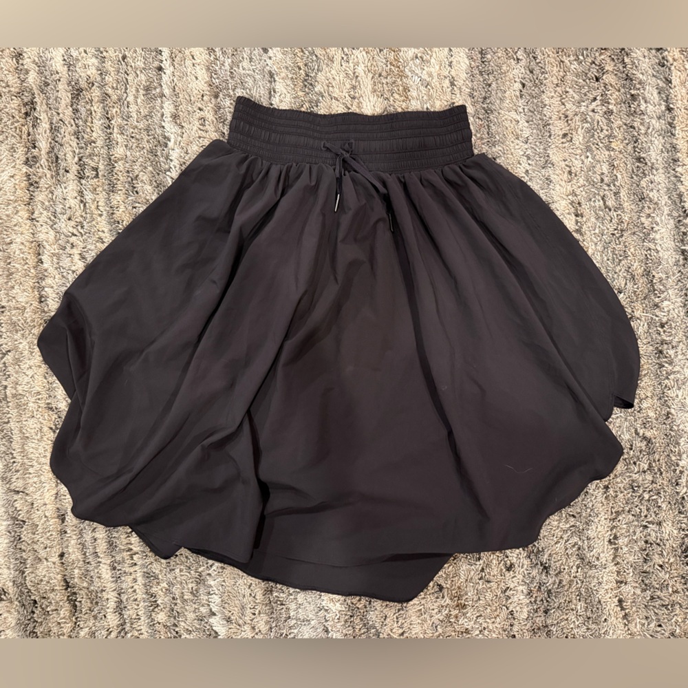 Lululemon Bubble-Hem High-Rise Skirt Black Drawstring Mini Skort Pockets